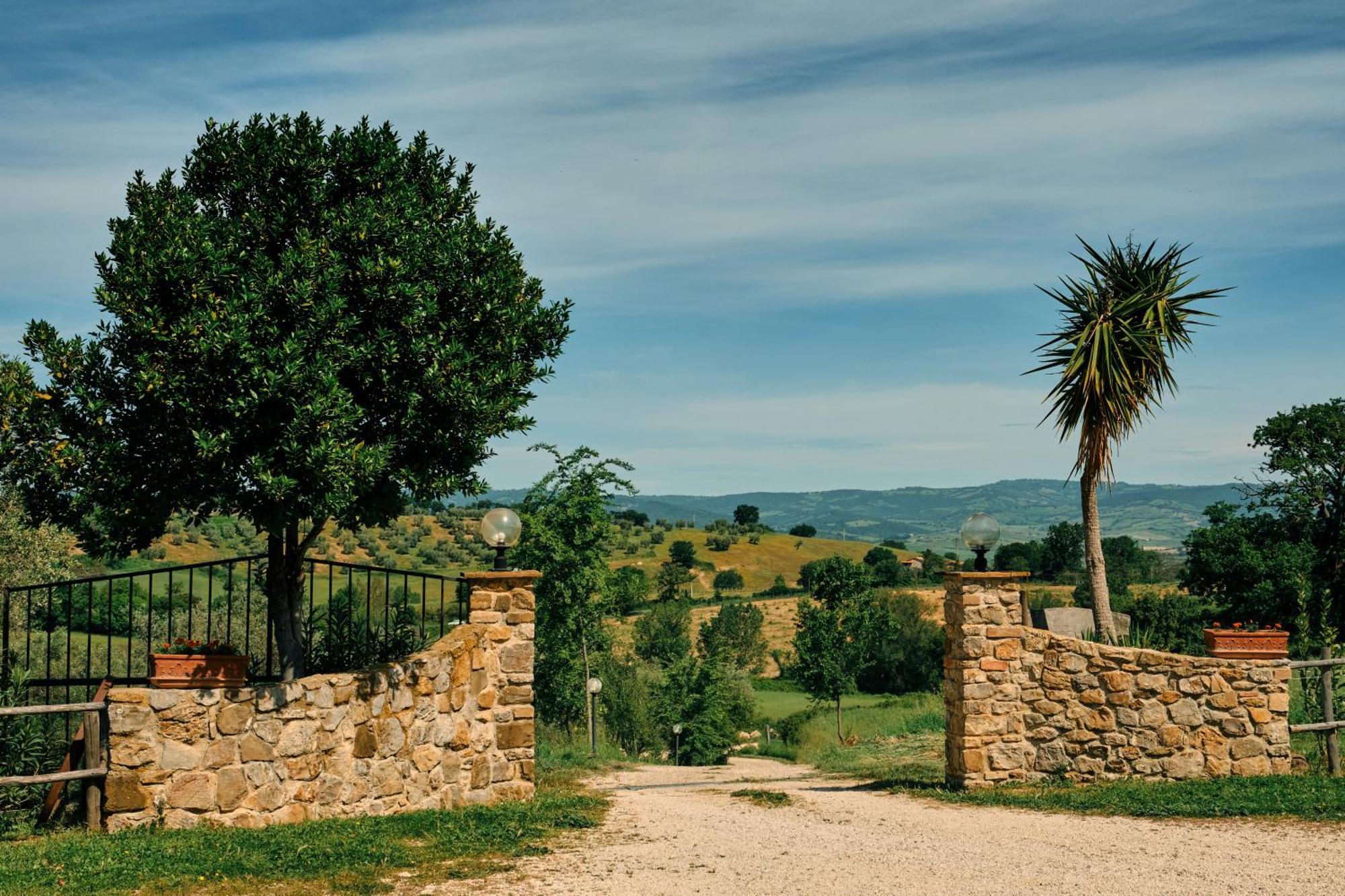 8380 Agriturismo Il Saragiolo Манчано Екстериор снимка